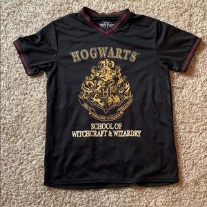 Universal Studios Hogwarts Short-Sleeve Tee